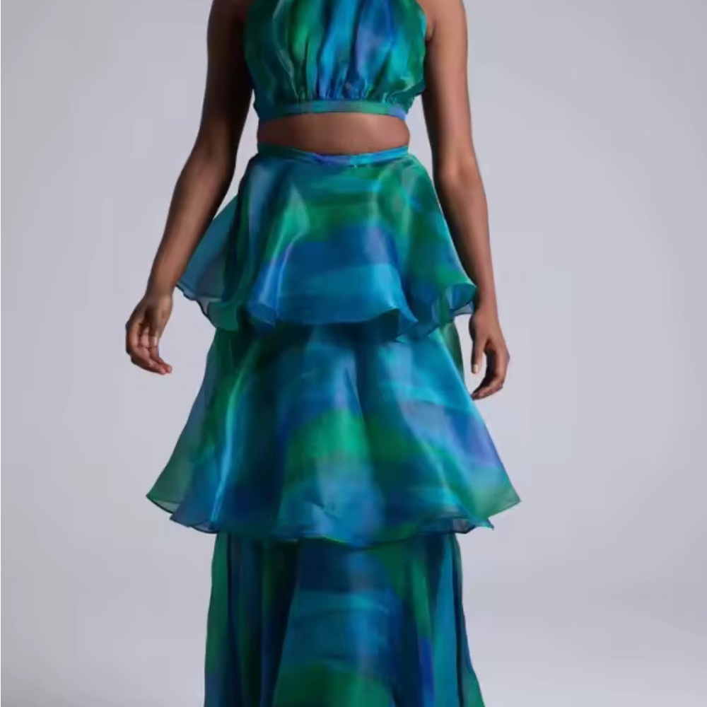 Elegant Blue and Green Tiered Skirt